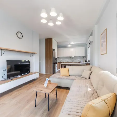 Beni's By Ps Apartment Golem (Tirana)