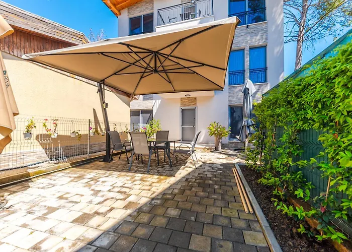 Beni's By Ps Golem (Tirana)